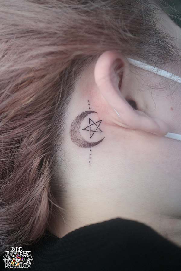 名古屋　タトゥー　女性